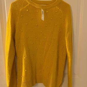 NWT Women’s Yellow Old Navy sweater size med